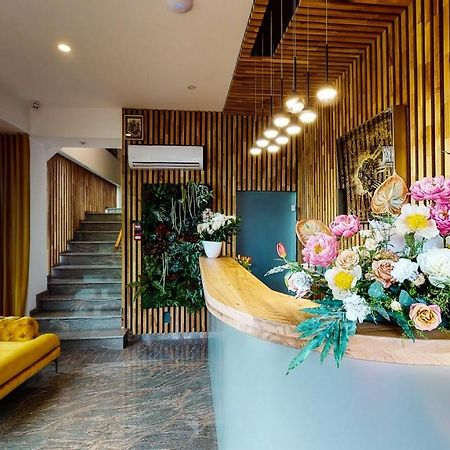 Hotel Angel Sofia Fălticeni Kültér fotó